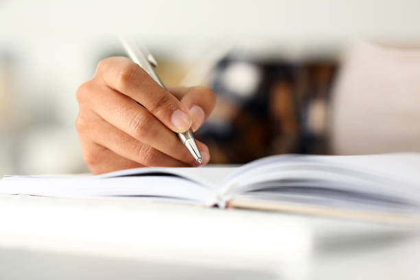 ما المزايا التي يتمتع بها أفضل مكتب كتابة ابحاث علمية في السعودية؟